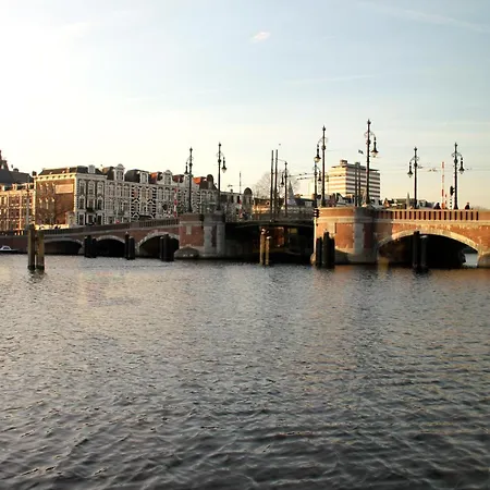 بيت ضيافة Houseboat Ark Amstel