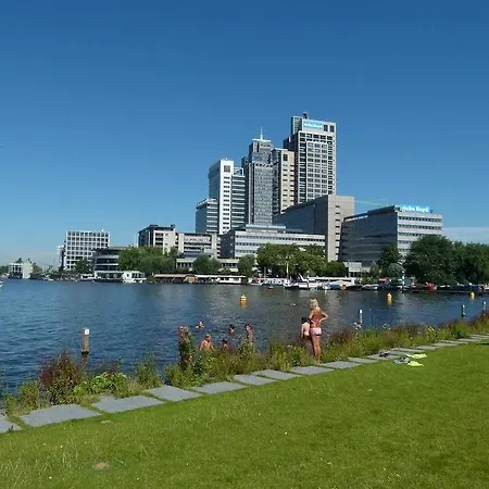 Houseboat Ark Amstel Guest house 3*
